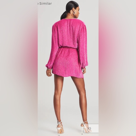 NWT Retrofête Hot Pink GABRIELLE SEQUIN ROBE - Picture 2 of 15